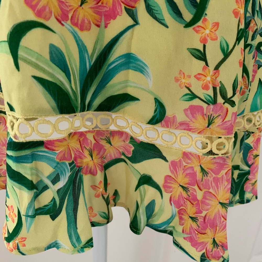 ANTHRO Farm Rio Ruffled Floral Tank - Picture 10 of 14